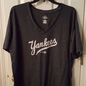 Majestic NY Yankees T-shirt, Size 2X,  EUC